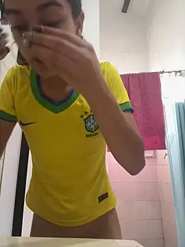 הופעת וובקאם של bliinkii_and_luka_