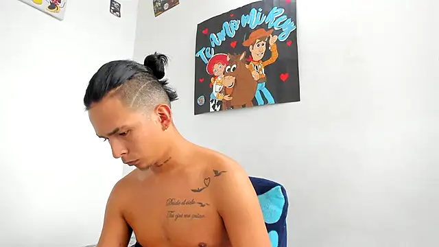 bliinkii_and_luka_ – webcam-show
