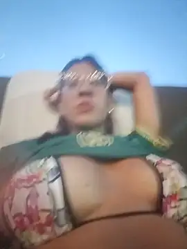 Pokazy przed kamerką – Violet_rousse7