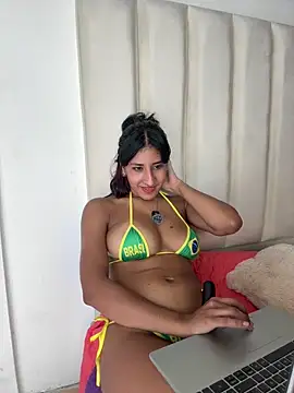 Violet_rousse7's Webcam Show