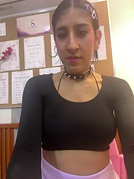 Violet_rousse7's Webcam Show
