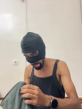 Show modela akiratn na web-kameri