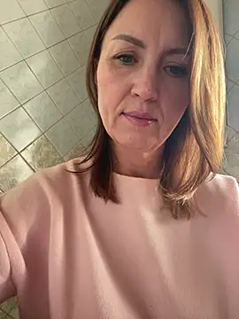 Show modela RainyAngel17 na web-kameri