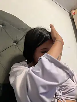 Chat +18 de CELESTE_-EC ao vivo