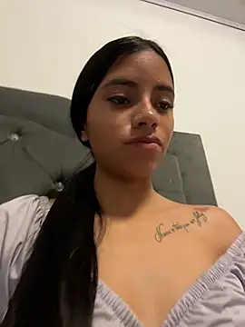 Show modela CELESTE_-EC na web-kameri
