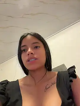 Chat XXX en directo de CELESTE_-EC
