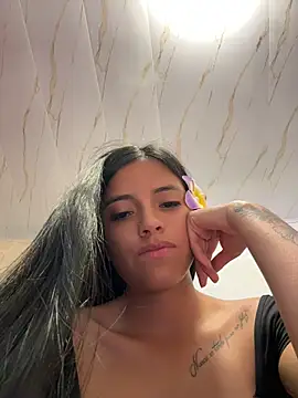 XXX chat uživo modela CELESTE_-EC