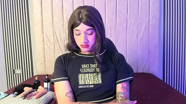 tammy_bensom1 Adlı Modelin Web Kamerası Şovu