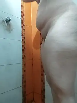 AfroditaX23 Adlı Modelin Canlı XXX Sohbeti