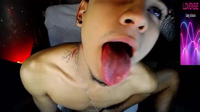 tiancam's Webcam Show