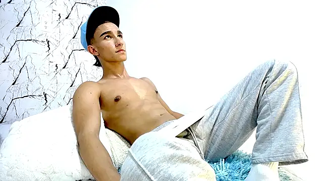 הופעת וובקאם של BabyAndy_
