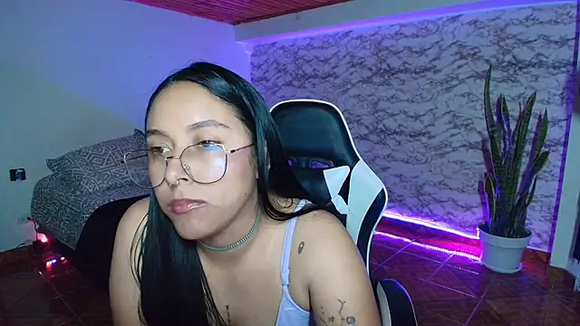 Chat XXX Live Camila_IRoose