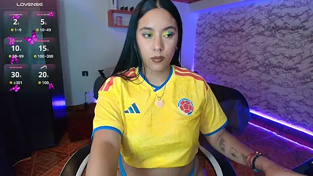 Chat +18 de Camila_IRoose ao vivo