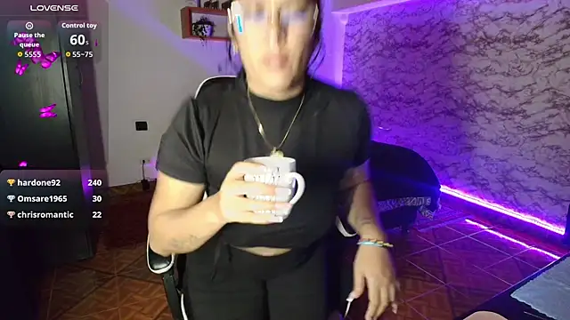 Czat XXX na żywo – Camila_IRoose