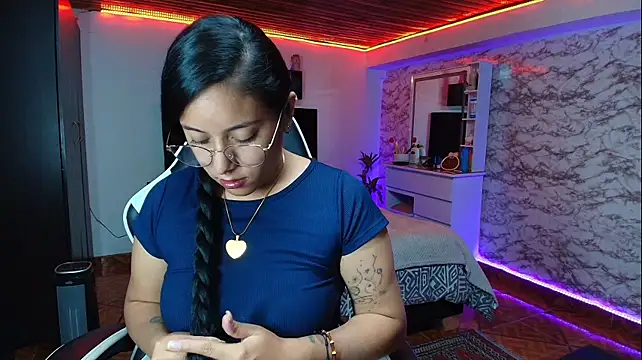 Czat XXX na żywo – Camila_IRoose
