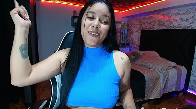 Camila_IRoose's Live XXX Chat