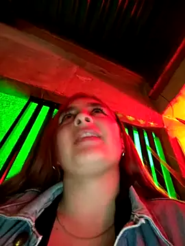 katty_42 Adlı Modelin Web Kamerası Şovu