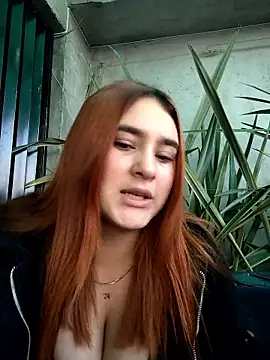 katty_42 Pertunjukan Webcam