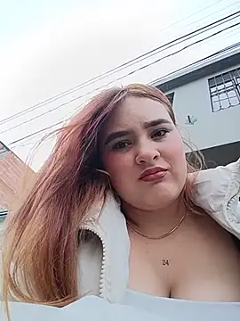 katty_42 Webcam-Show