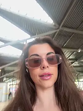 houseofnova Show in webcam