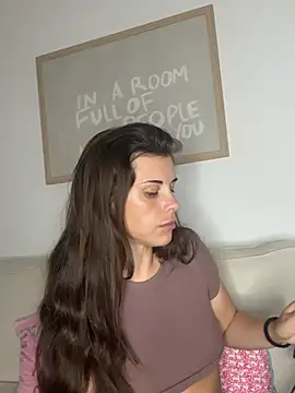 houseofnovan Live XXX chat