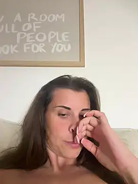 houseofnova's Live XXX Chat