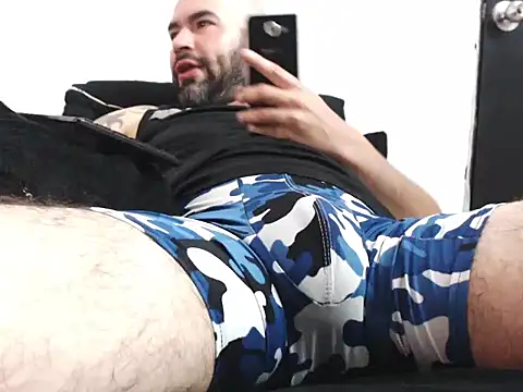 Show de hairyandbigmann na webcam