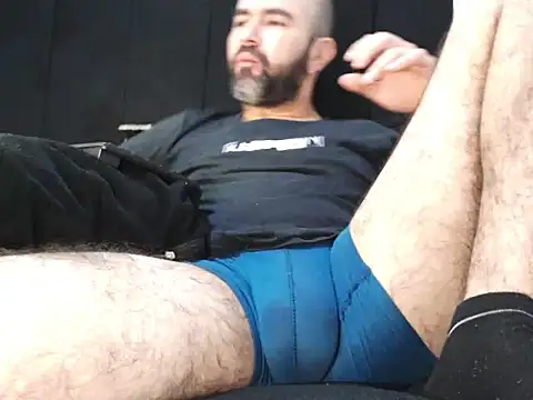 hairyandbigmann – webcam-show