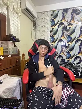 MichaelMiller20261 Show in webcam