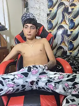 Show modela MichaelMiller20261 na web-kameri