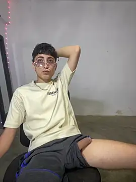 MichaelMiller20261n Webbikameraesitys
