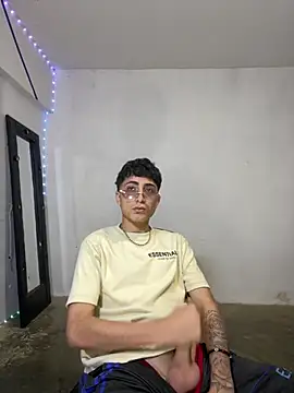 MichaelMiller20261 Show Webcam