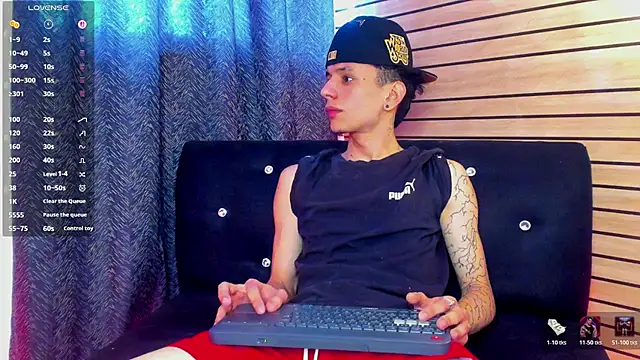 TheBatMansion's Webcam Show