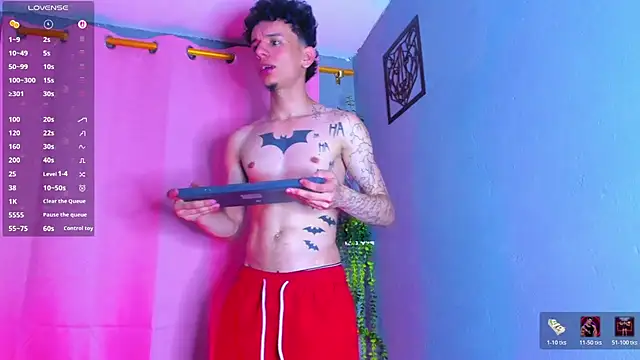 TheBatMansion Show Webcam