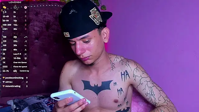 TheBatMansion Webcam Show