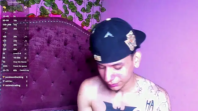 TheBatMansion – webcam-show
