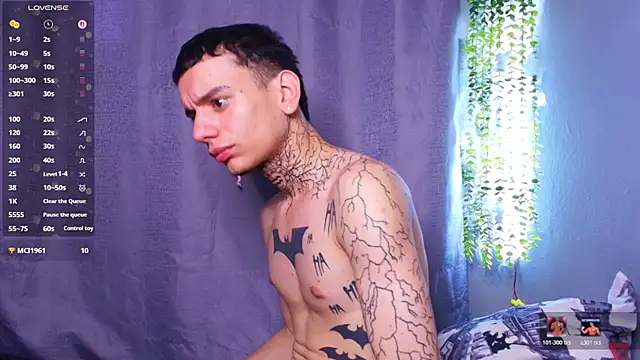 TheBatMansion webcam show