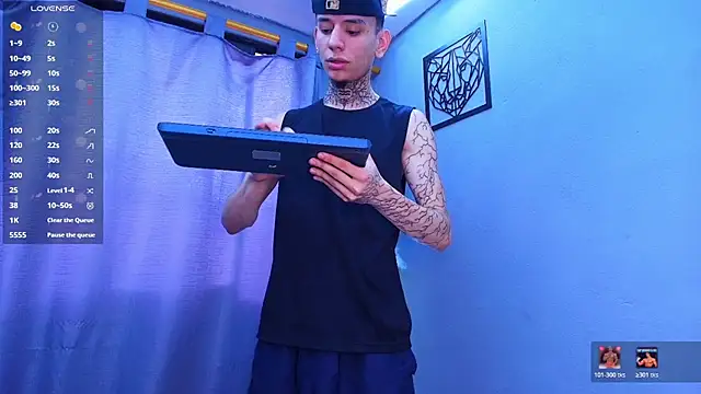 TheBatMansion webcam show