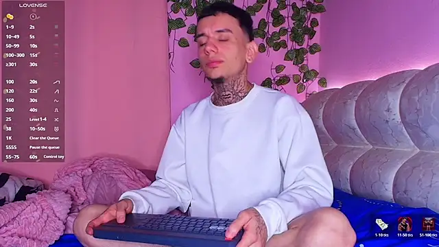 TheBatMansion webcam show