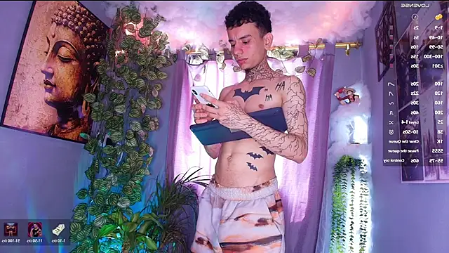 TheBatMansion's Webcam Show