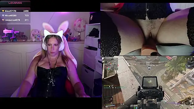 Angie-night Show in webcam