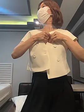 _3_mNm_3_ XXX чат на живо