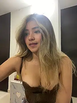 Chat XXX en directo de sweetlove-