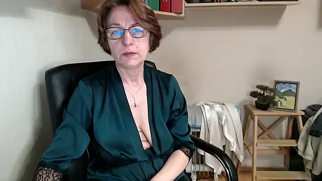 katemodel Adlı Modelin Canlı XXX Sohbeti