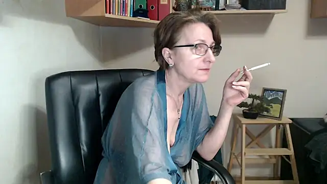 katemodel élő XXX-chatje