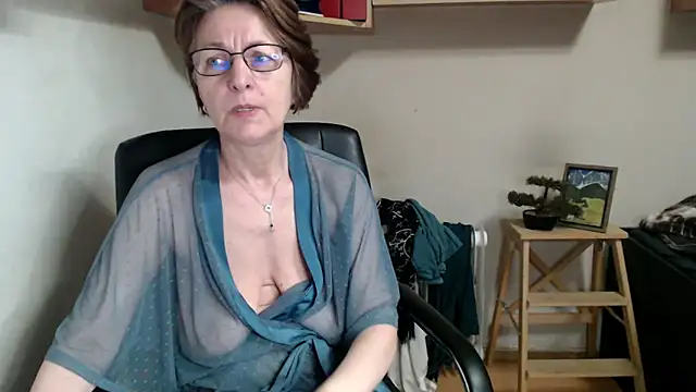 katemodel 即時 XXX 聊天
