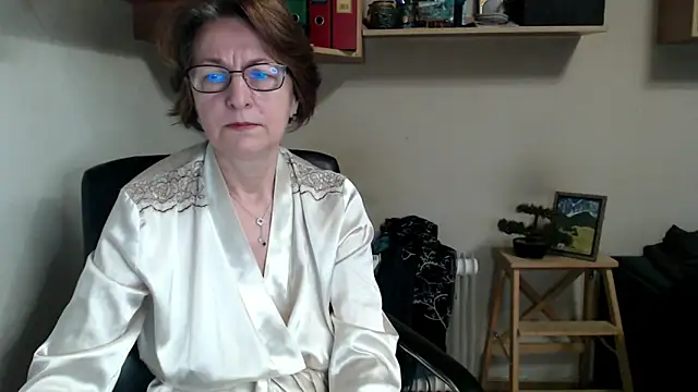 Pokazy przed kamerką – katemodel