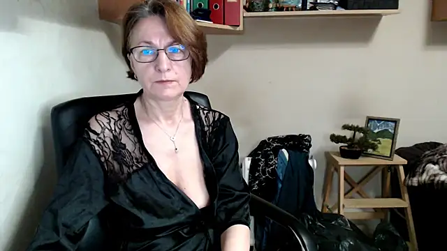 katemodel élő XXX-chatje