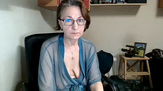 Chat +18 de katemodel ao vivo