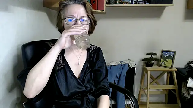 katemodel: онлайн-секс-чат